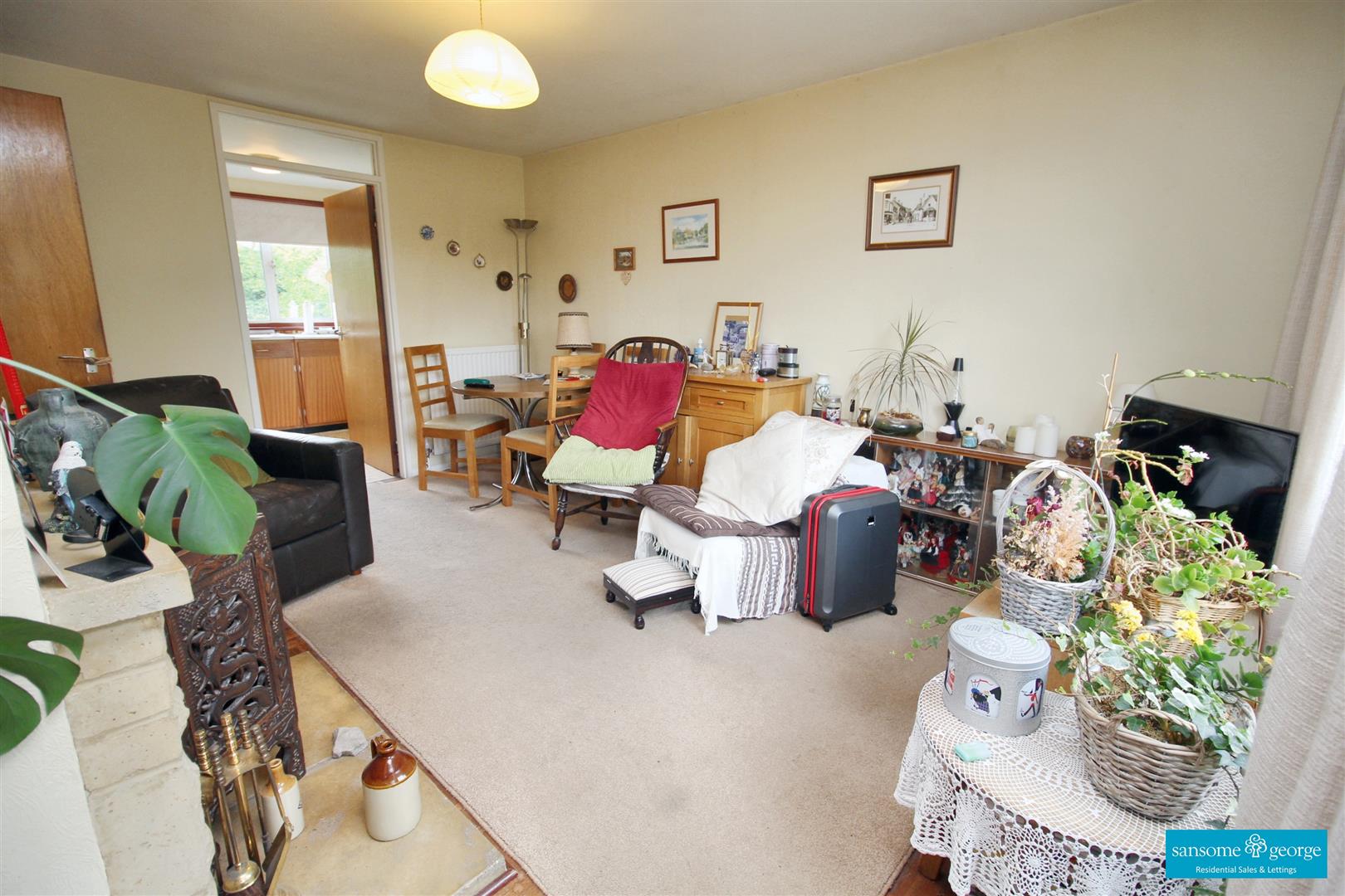 2 bed property in River Gardens, Reading